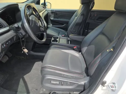 Another view of 2025 Honda Odyssey Sport-L for sale in St. Charles, MO at Clement Supercenter