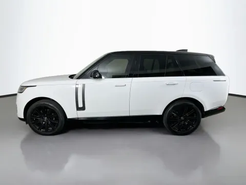 More photos of 2025 Land Rover Range Rover Plug-In Hybrid Autobiography at Clement Supercenter, MO