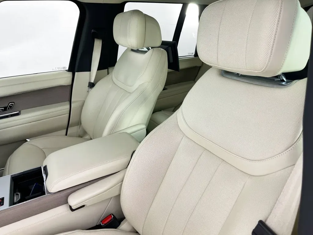 Land Rover Range Rover photo 28