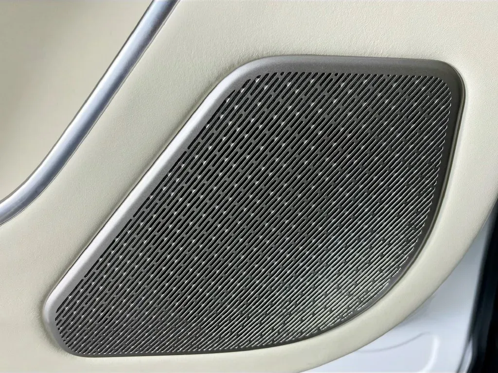 Land Rover Range Rover photo 23