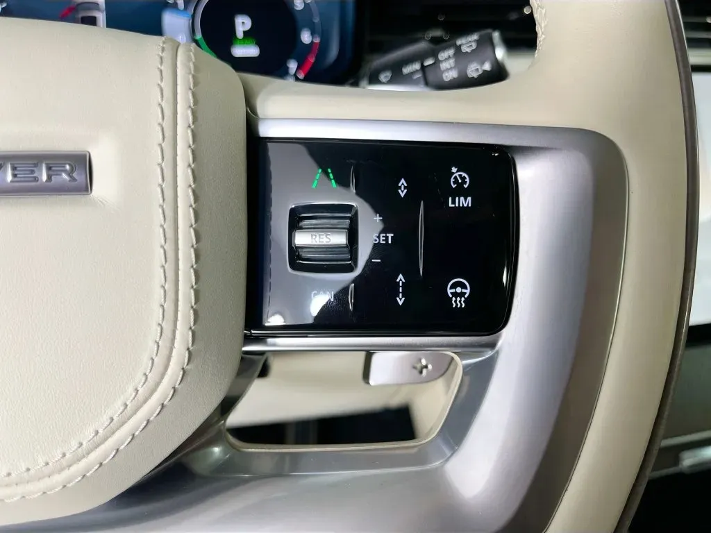 Land Rover Range Rover photo 14