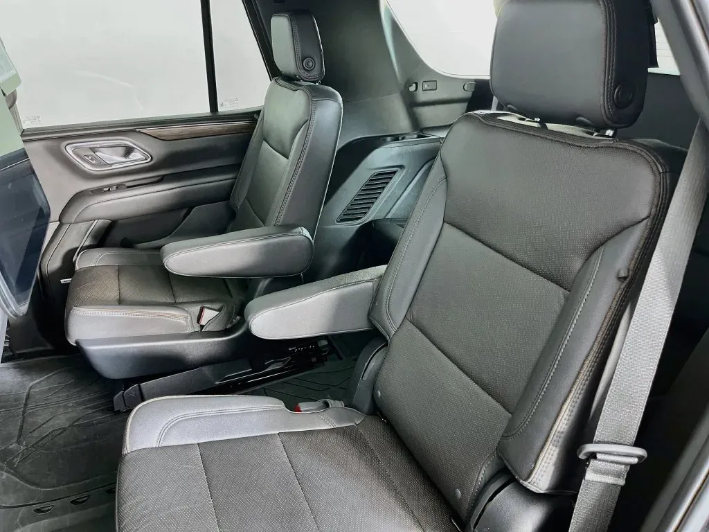 Chevrolet Tahoe photo 32