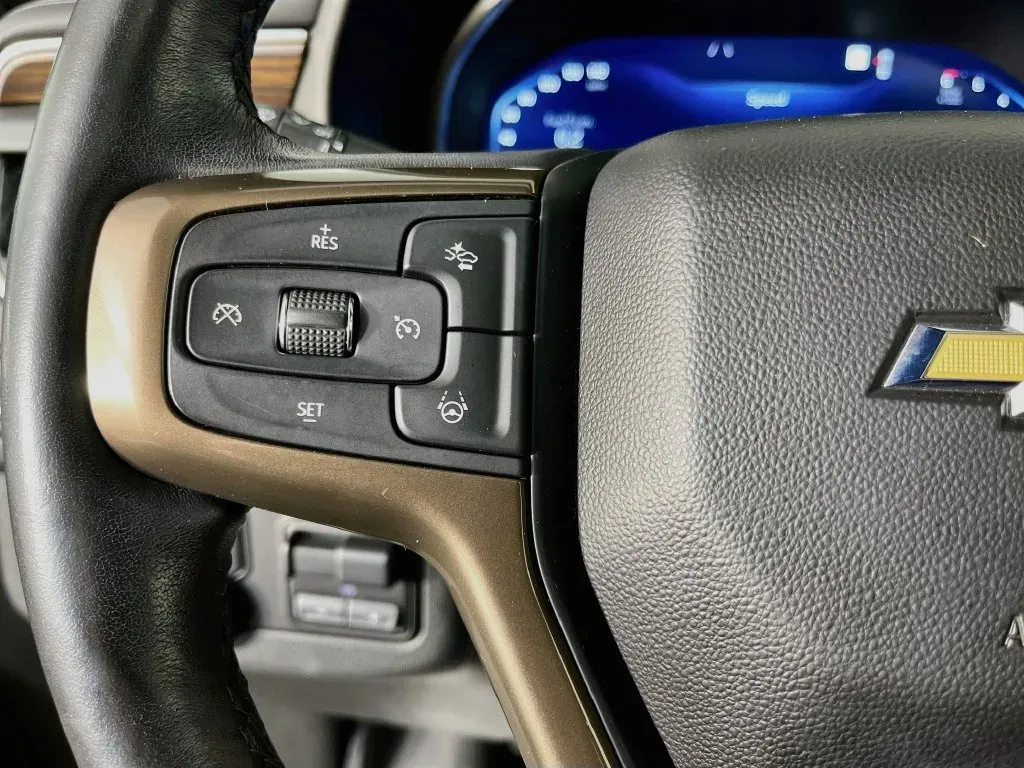 Chevrolet Tahoe photo 14