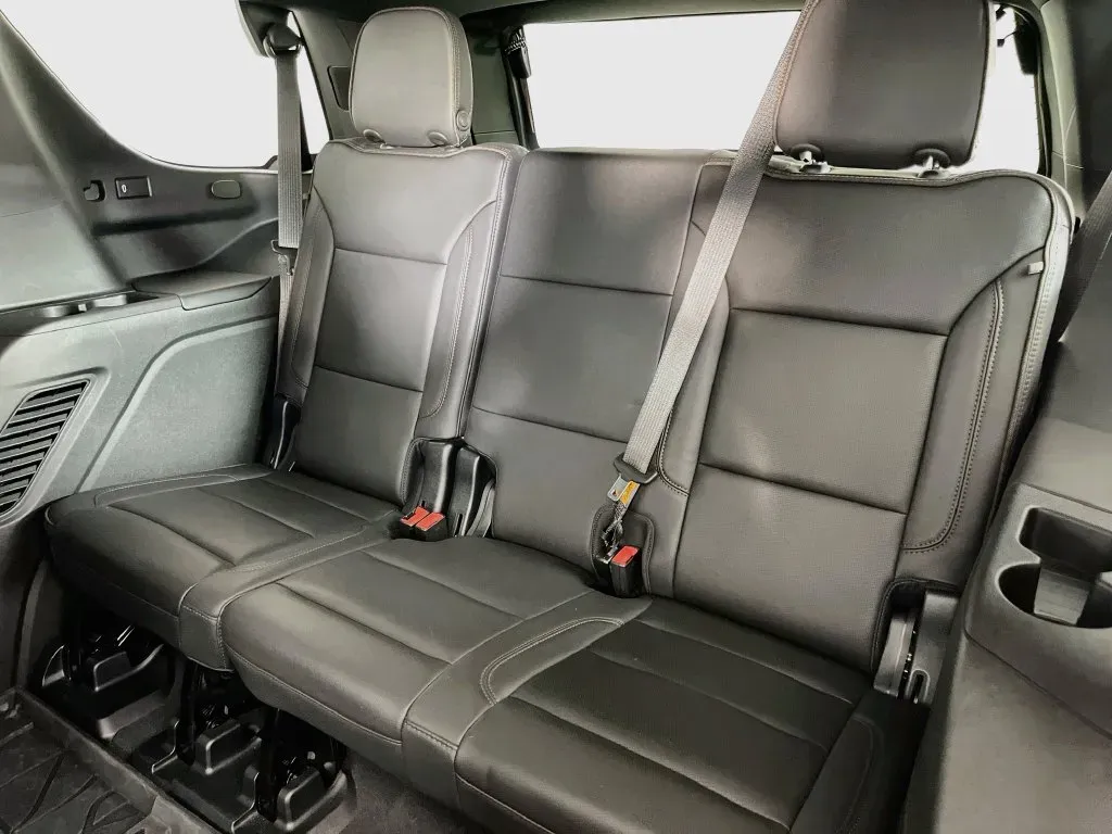 Chevrolet Tahoe photo 10