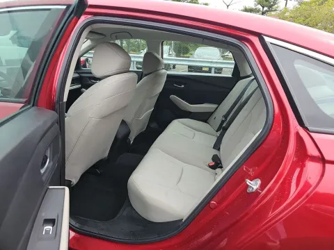 More photos of 2023 Honda Accord LX at Clement Supercenter, MO