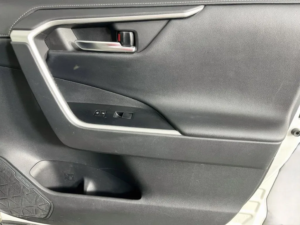 Toyota RAV4 photo 34