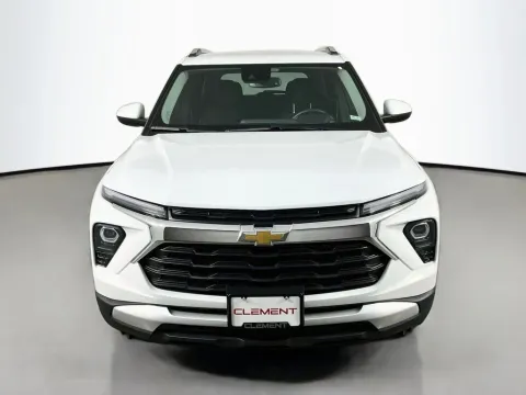Photos of 2025 Chevrolet TrailBlazer LT for sale in St. Charles, MO at Clement Supercenter