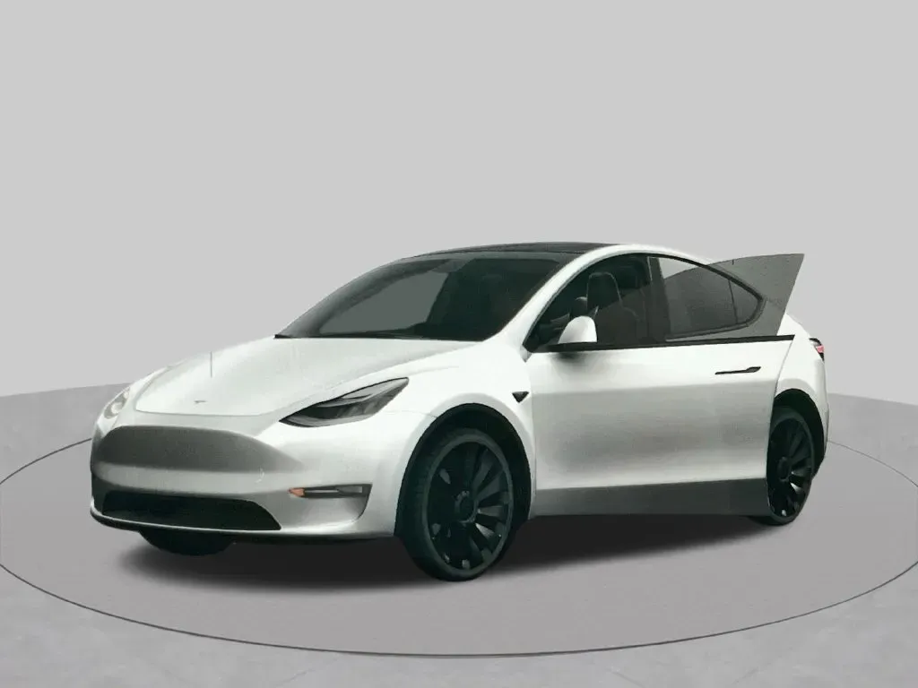 Tesla Model Y photo 15
