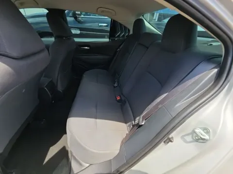More photos of 2021 Toyota Corolla LE at Clement Supercenter, MO