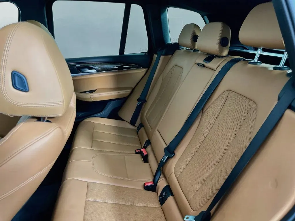 BMW X3 photo 29