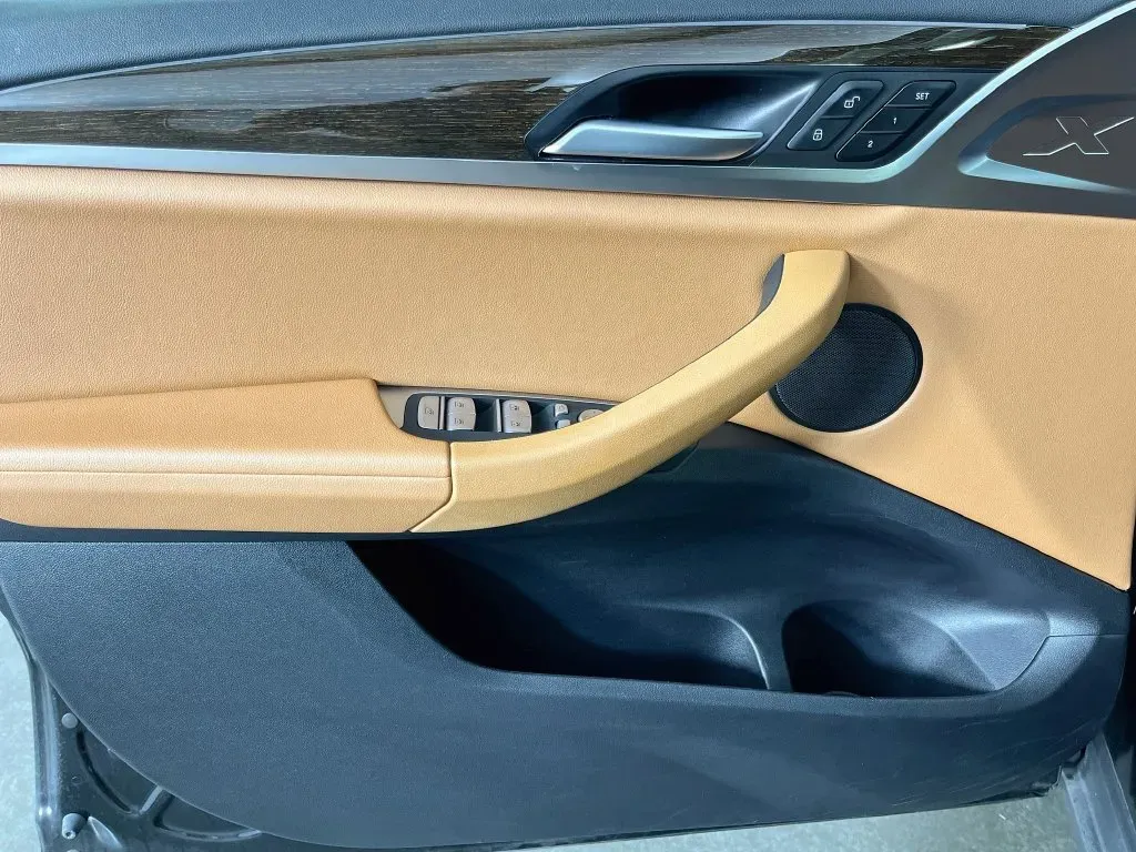 BMW X3 photo 25