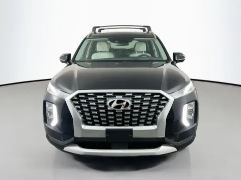Another view of 2022 Hyundai Palisade Limited for sale in St. Charles, MO at Clement Supercenter