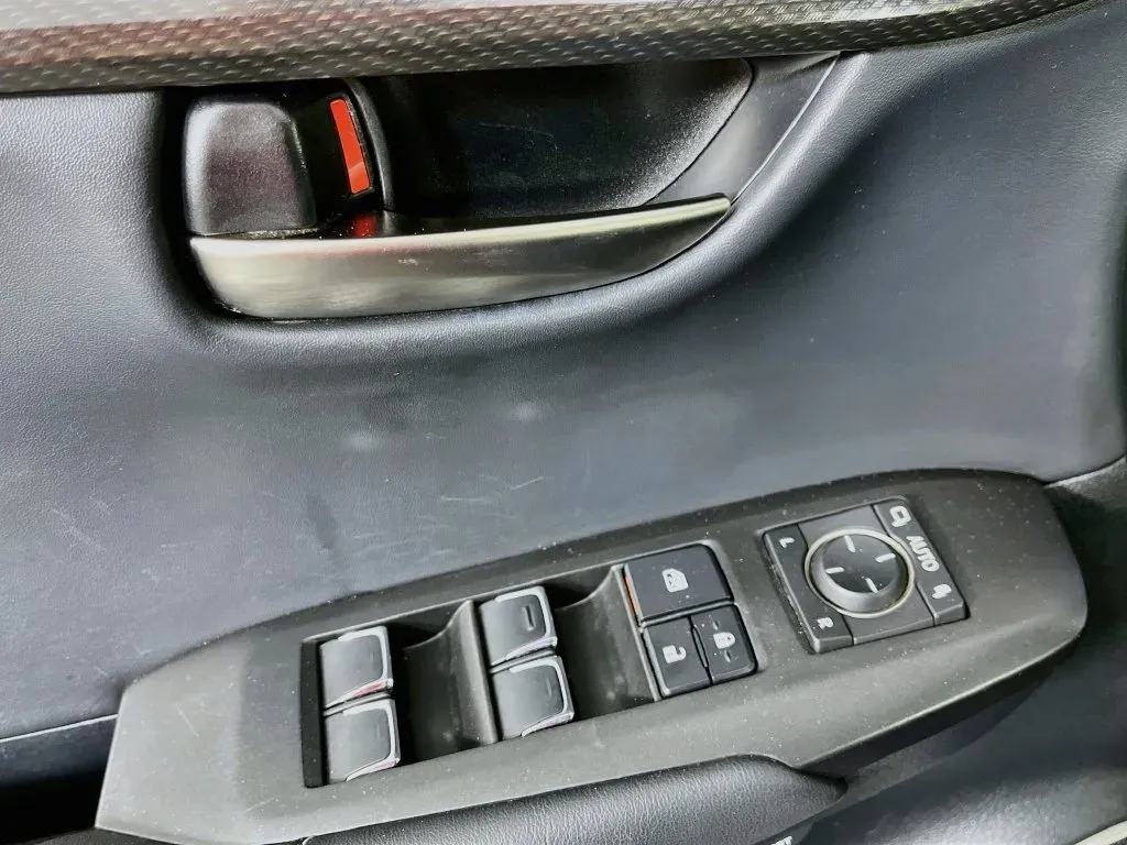 Lexus NX photo 26