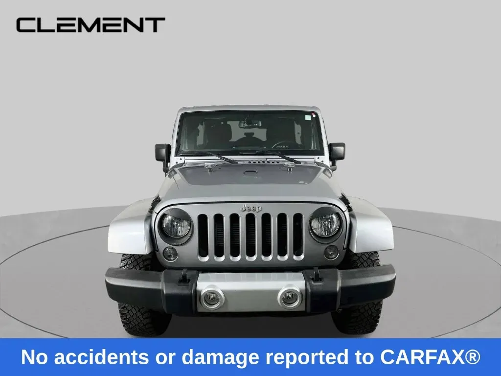 Jeep Wrangler photo 2