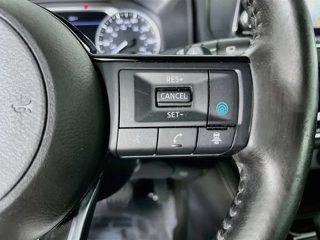 Nissan Rogue photo 15