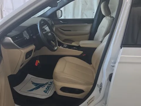 Another view of 2023 Jeep Grand Cherokee L Limited for sale in St. Charles, MO at Clement Supercenter