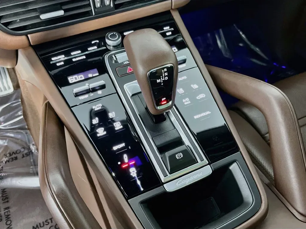 Porsche Cayenne photo 20