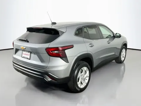 More photos of 2025 Chevrolet Trax LS at Clement Supercenter, MO