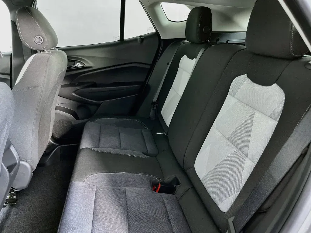 Chevrolet Trax photo 28