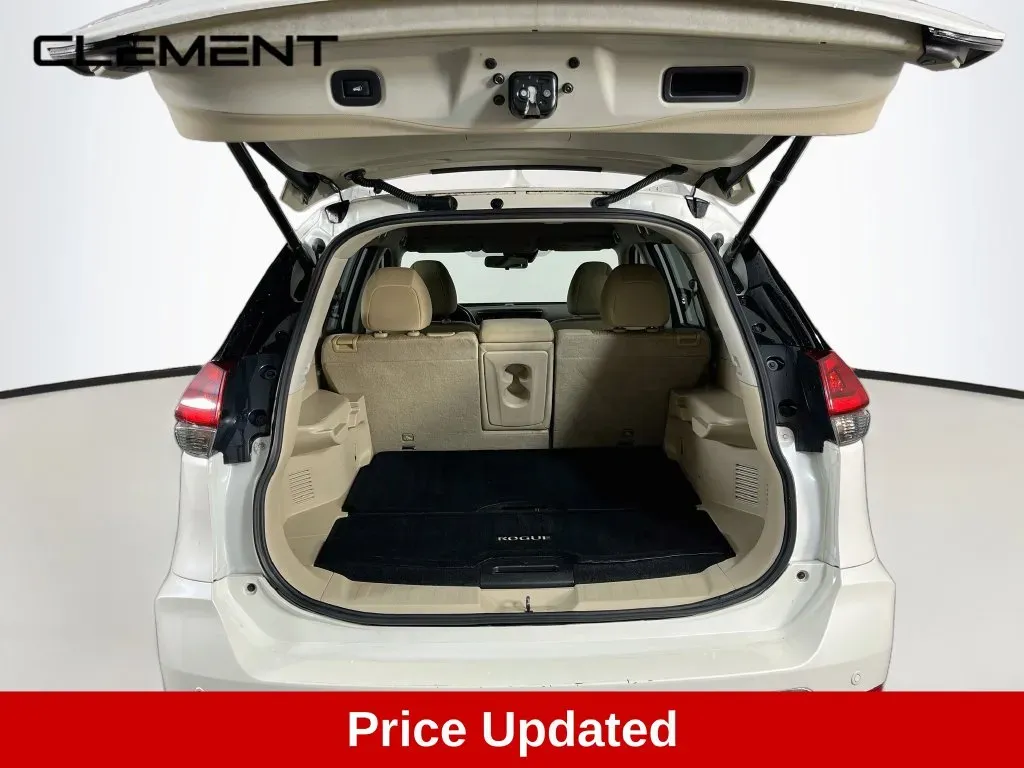 Nissan Rogue photo 9