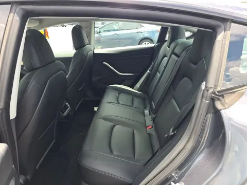 More photos of 2022 Tesla Model 3 Long Range at Clement Supercenter, MO