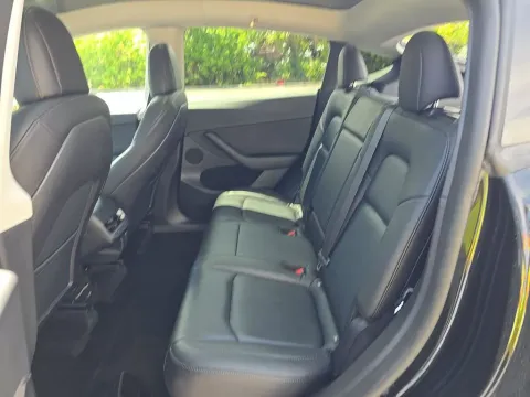 More photos of 2022 Tesla Model Y Performance at Clement Supercenter, MO