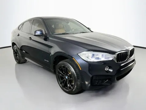 Another view of 2019 BMW X6 sDrive35i for sale in St. Charles, MO at Clement Supercenter