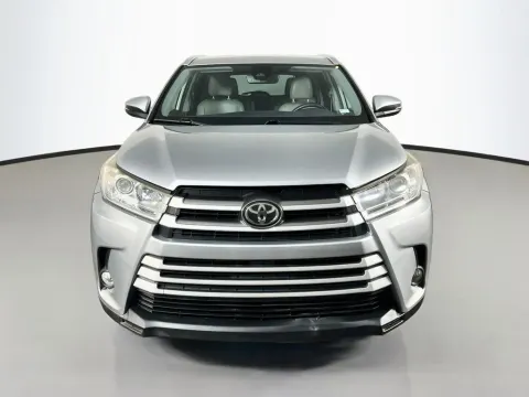 Photos of 2019 Toyota Highlander XLE for sale in St. Charles, MO at Clement Supercenter