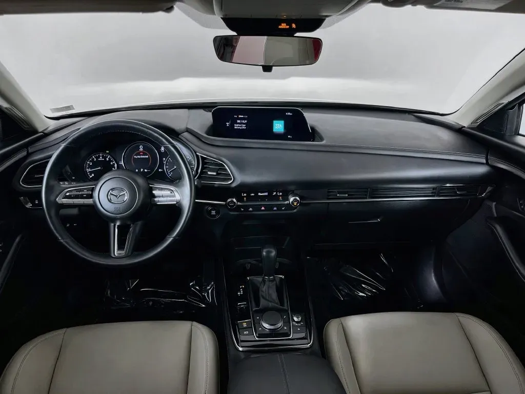 Mazda CX-30 photo 10