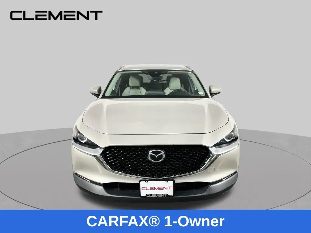 Mazda CX-30 photo 2