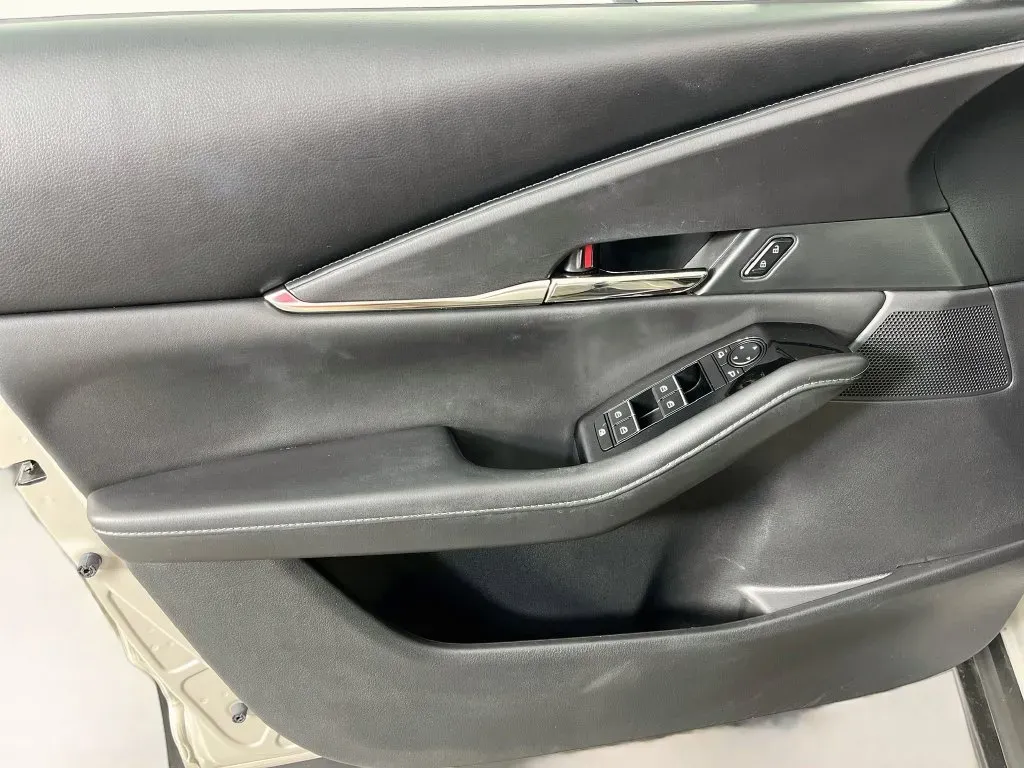 Mazda CX-30 photo 22