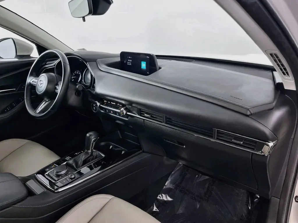 Mazda CX-30 photo 32