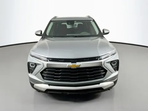 Photos of 2024 Chevrolet TrailBlazer LT for sale in St. Charles, MO at Clement Supercenter