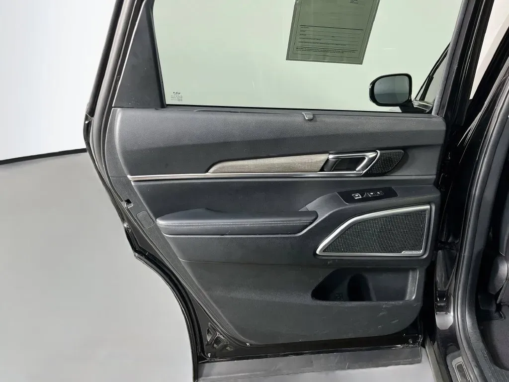 Kia Telluride photo 32