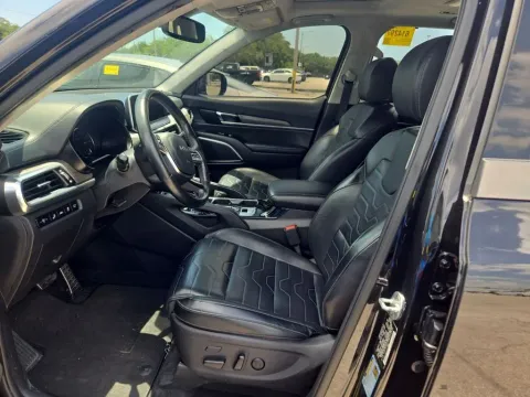 Another view of 2022 Kia Telluride SX for sale in St. Charles, MO at Clement Supercenter