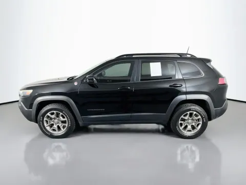 More photos of 2022 Jeep Cherokee Trailhawk at Clement Supercenter, MO