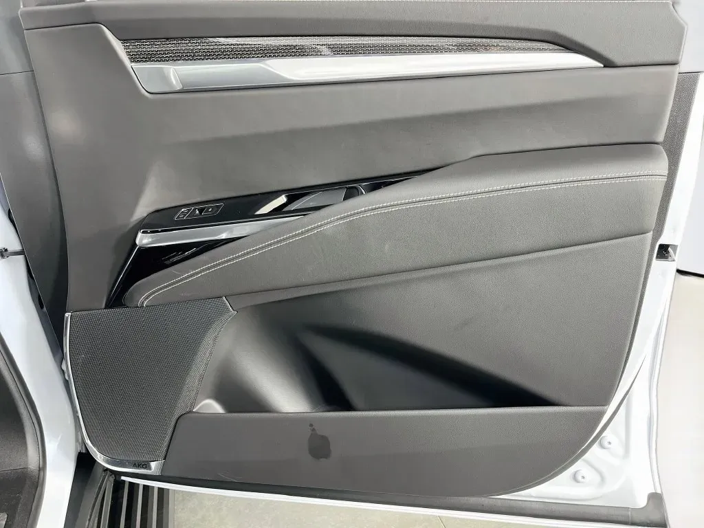 Cadillac Escalade photo 41