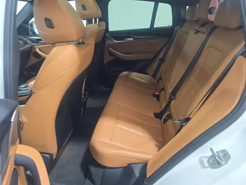 More photos of 2022 BMW X4 xDrive30i at Clement Supercenter, MO