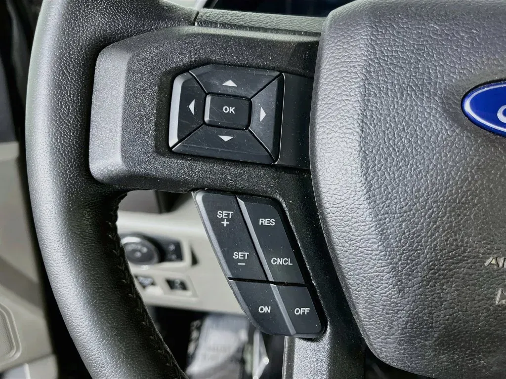Ford F-150 photo 15