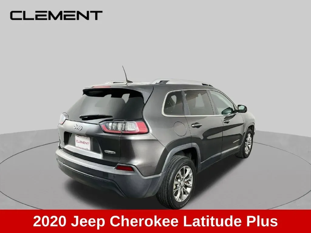 Jeep Cherokee photo 5