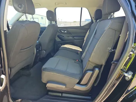 More photos of 2020 Chevrolet Traverse LS at Clement Supercenter, MO
