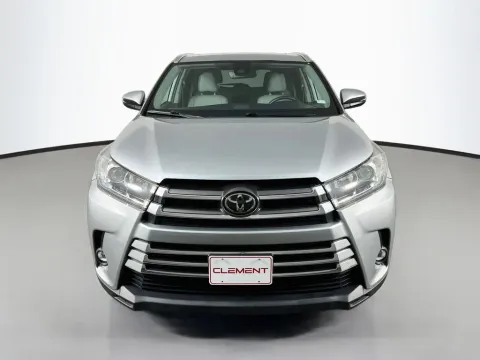 Photos of 2019 Toyota Highlander Limited for sale in St. Charles, MO at Clement Supercenter