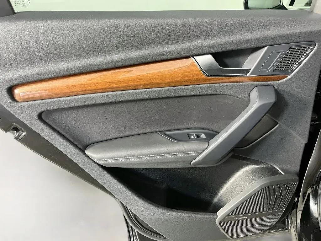 Audi Q5 photo 28