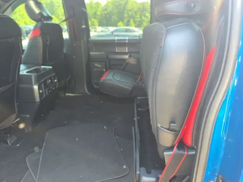 More photos of 2019 Ford F-150 Lariat at Clement Supercenter, MO