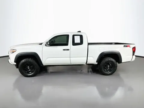 More photos of 2022 Toyota Tacoma SR at Clement Supercenter, MO