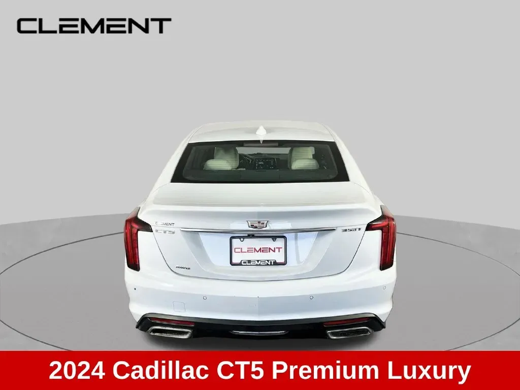 Cadillac CT5 photo 7