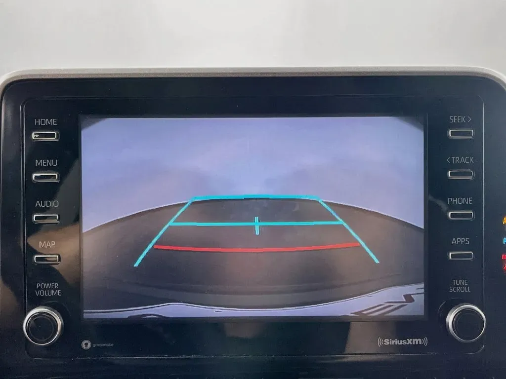 Toyota C-HR photo 19