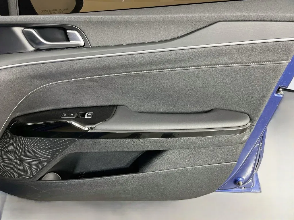 Kia K5 photo 34