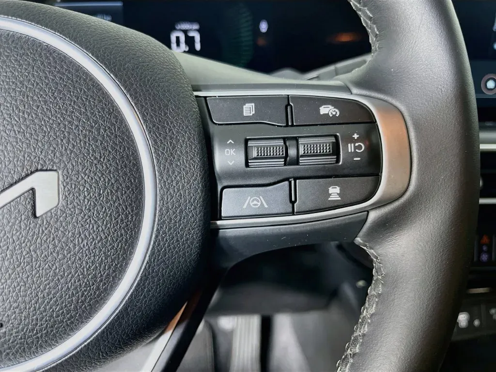 Kia K5 photo 15