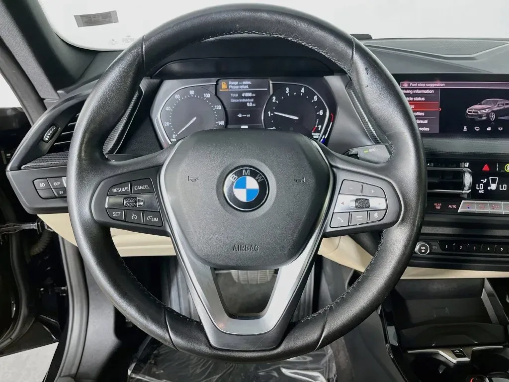 BMW 2 Series photo 13